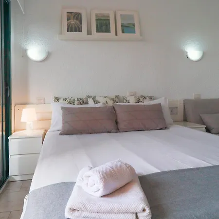 Sun-sea Apartment