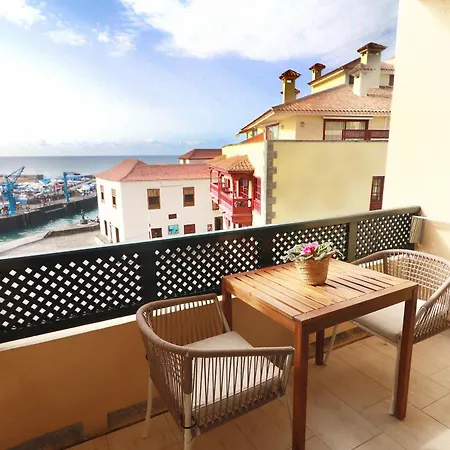 Sun-sea Apartment *